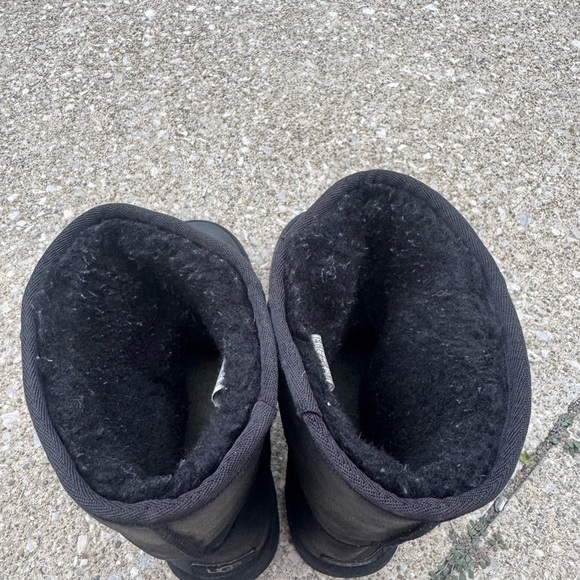 UGG Classic Short Leather Boots Pull On Shearling Lined - Picture 8 of 11